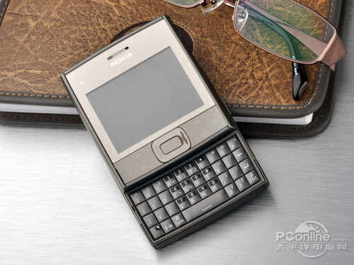 个性方块机诺基亚X5-01商家报价1240元 手机
